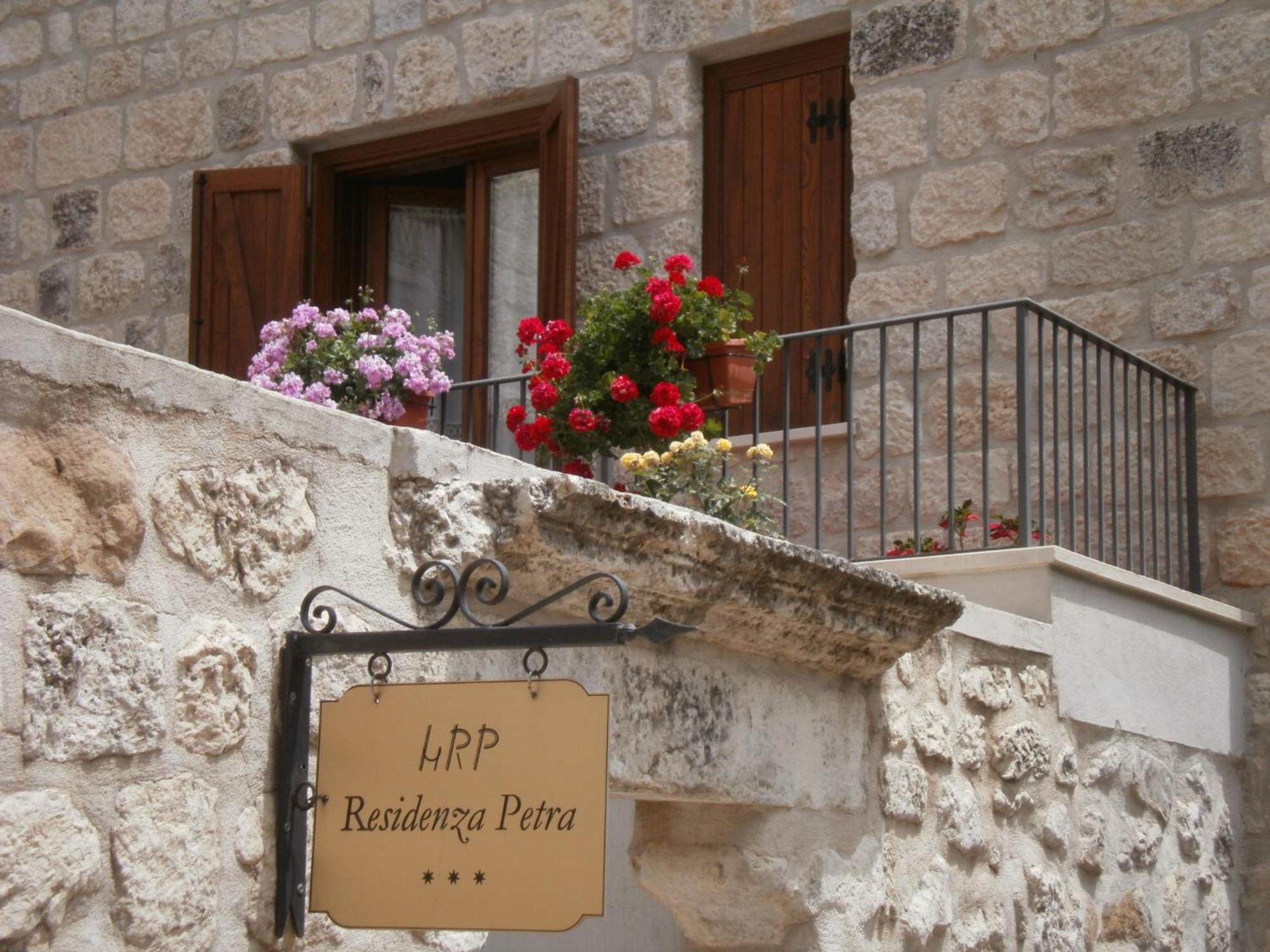 Hotel Residenza Petra Petralia Soprana Extérieur photo