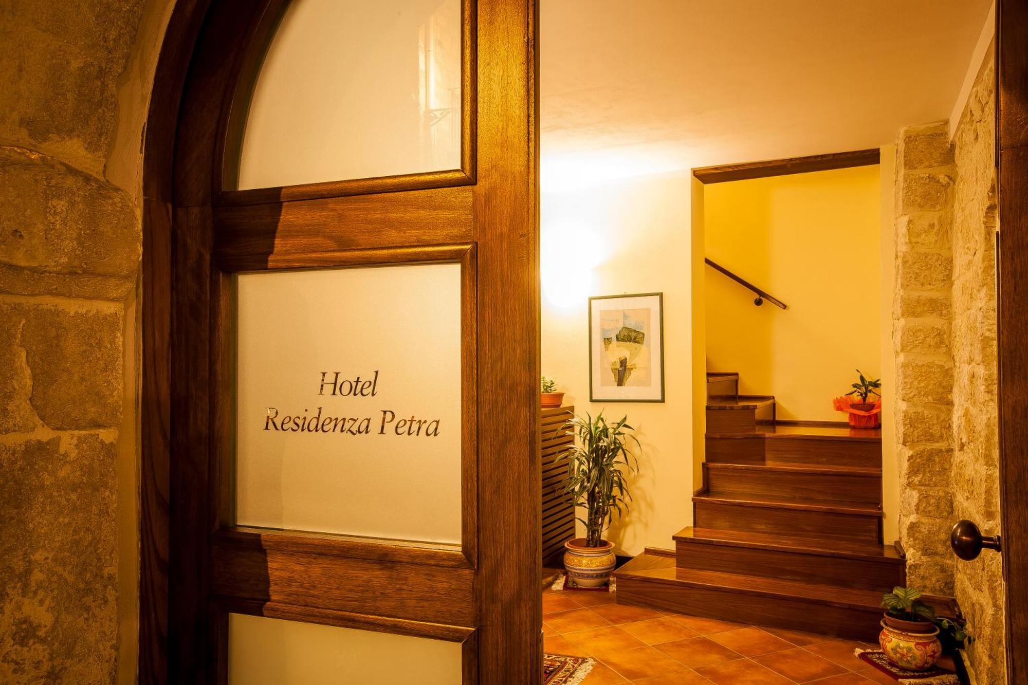 Hotel Residenza Petra Petralia Soprana Extérieur photo